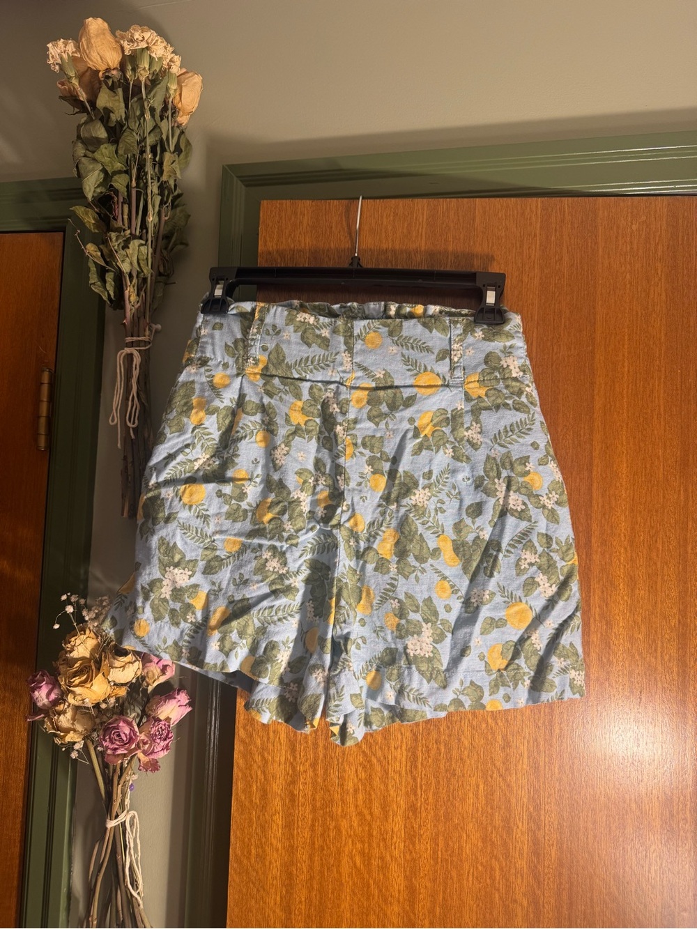 Floral Lemon Print High-Waist Women's Shorts